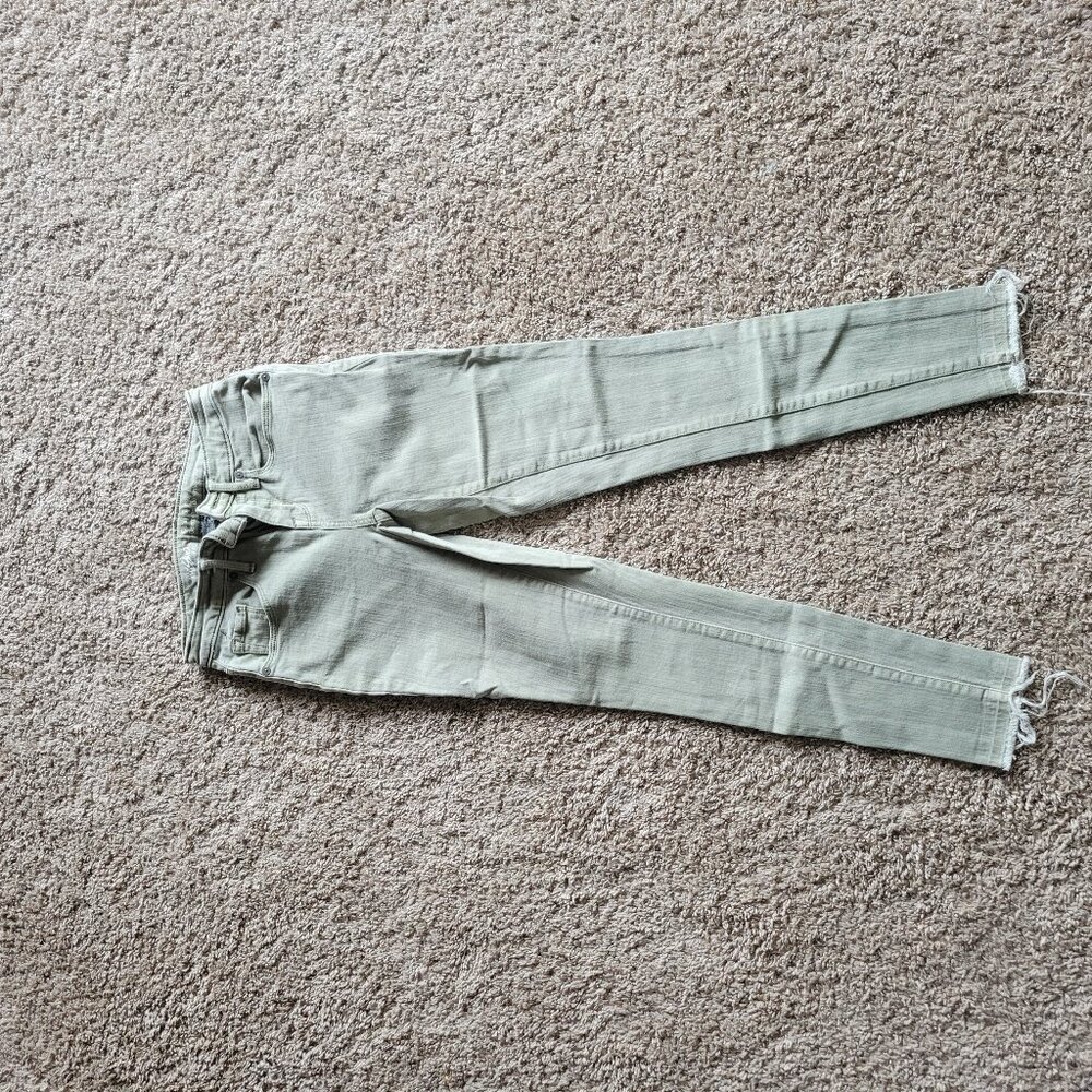 Skinny jeans